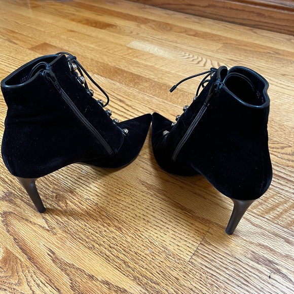 Authentic BALENCIAGA PARIS LACE UP BOOTIES - Picture 4 of 7